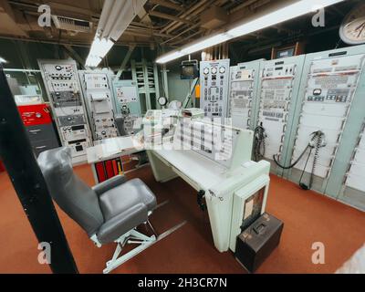 Der Kontrollraum in einem Titan-Atomraketen-Silo in Tucson, AZ, blieb nach der Deaktivierung im Jahr 1984 in seinem ursprünglichen Zustand erhalten Stockfoto