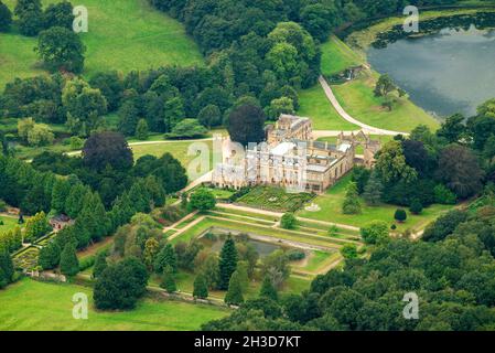 Luftbild von Newstead Abbey, Nottinghamshire England Stockfoto