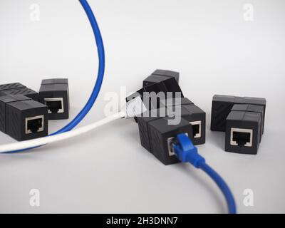 ethernet rj45 lan-Kabelbuchse und -Stecker für Hochgeschwindigkeits-Netzwerkkommunikation Stockfoto