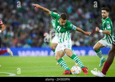 Sevilla, Spanien, 27. Oktober 2021, Sergio Canales von Real Betis während des spanischen Fußballspiels La Liga zwischen Real Betis und Valencia CF am 27. Oktober 2021 im Benito Villamarin Stadion in Sevilla, Spanien - Foto: Joaquin Corchero/DPPI/LiveMedia Stockfoto