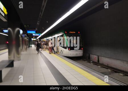 Metro Malaga am Bahnhof Palacio de Los Deportes, Malaga, Andalusien, Spanien. Stockfoto