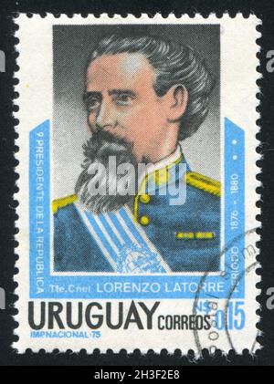 URUGUAY - UM 1975: Briefmarke gedruckt von Uruguay, zeigt Lorenzo Latorre, um 1975 Stockfoto