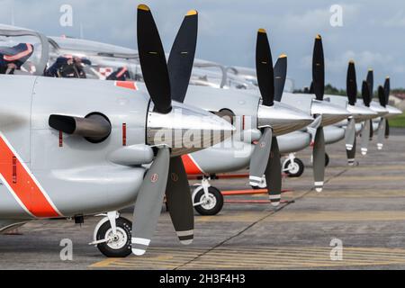 Radom, Polen - 26. Juni 2014: Tag der offenen Tür des Orlik Aerobatic Teams - Gruppe von Flugzeugpropellern Stockfoto