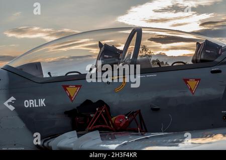 Radom, Polen - 26. Juni 2014: Tag der offenen Tür des Orlik Aerobatic Teams - Flugzeugkabine Stockfoto