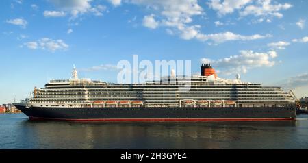 Kreuzfahrt Schiff Queen Victoria Stockfoto