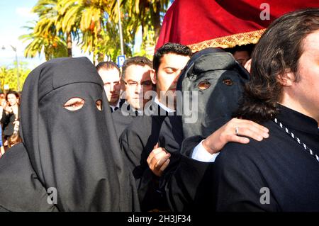 MALAGA, Spanien - APRIL 09: die traditionellen Prozessionen der Karwoche in den Straßen am 19. April 2009 in Malaga, Spanien. Stockfoto