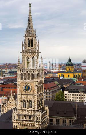 Luftaufnahme auf dem Marienplatz Rathaus Stockfoto