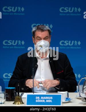 München, Deutschland. Okt. 2021. Markus Söder, CSU-Vorsitzender und Ministerpräsident Bayerns, nimmt an einer Sitzung des CSU-Präsidiums in der Parteizentrale Teil. Quelle: Sven Hoppe/dpa/Alamy Live News Stockfoto