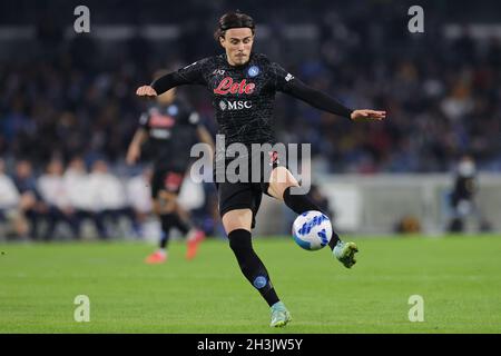 Napoli, Italien. Oktober 2021. Eljif Elmas von SSC Napoli während des Fußballspiels der Serie A 2021/2022 zwischen SSC Napoli und dem FC Bologna im Stadion Diego Armando Maradona in Napoli (Italien), 28. Oktober 2021. Foto Cesare Purini/Insidefoto Kredit: Insidefoto srl/Alamy Live News Stockfoto