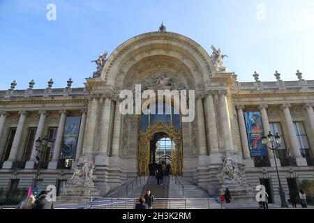 FRANKREICH PARIS (75) PETIT PALAIS MUSEUM DER SCHÖNEN KÜNSTE, ERBAUT VOM ARCHITEKTEN CHARLES GIRAULT Stockfoto