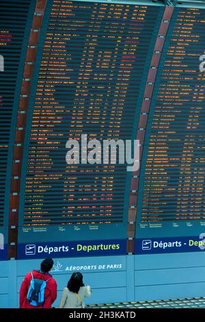 FRANKREICH. VAL D'OISE (94) FLUGHAFEN ROISSY CHARLES DE GAULLE. ABFLUG DES FLUGZEUGS Stockfoto