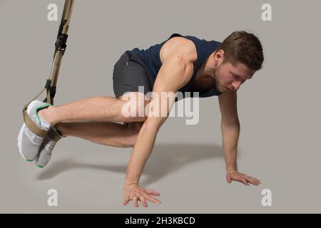 TRX bodybuilder Training Stockfoto