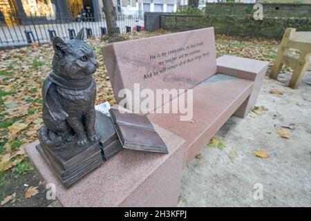 Statue von Street Cat namens Bob Islington Stockfoto