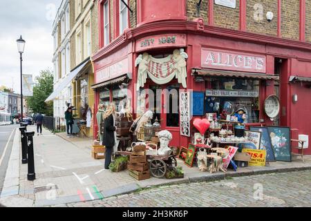 Alice's Antique Shop an der Portobello Road, Kensington, London, England, Großbritannien Stockfoto