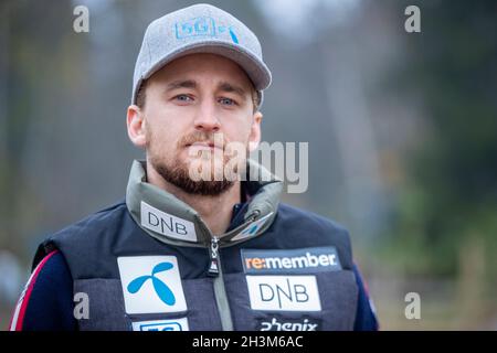 Oslo, Norwegen. Okt. 2021. Oslo 20211029.der Alpinist Rasmus windingstad bei einer Pressekonferenz auf dem olympischen Gipfel zusammen mit der norwegischen Ski-Nationalmannschaft. Foto: Javad Parsa/NTB Kredit: NTB Scanpix/Alamy Live News Stockfoto