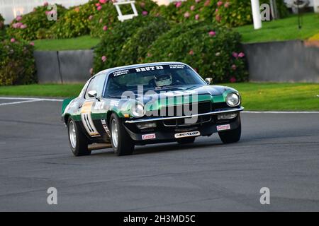 Stuart Graham, Chevrolet Camaro Z28, Gerry Marshall Trophy, Gruppe 1 Saloon-Autos, die in den Jahren zwischen 1970 und 1982 fuhren, bestehend aus zwei Stockfoto