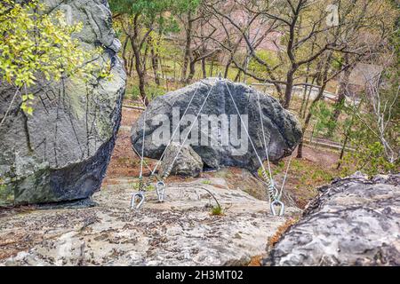 Bergsicherheitsfelsen Stockfoto