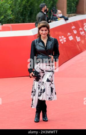 ROM, ITALIEN - OKTOBER 23: Italienische Schauspielerin Bianca Nappi beim Rome Film Fest 2021. Grido per un nuovo rinascimento Roter Teppich. Rom (Italien), 23. Oktober 2021 Stockfoto