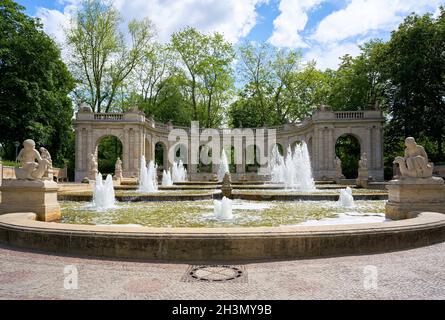 MÃ¤rchenbrunnen Märchenbrunnen aus dem Jahr 1913 im Volkspark Friedrichshain in Berlin Stockfoto