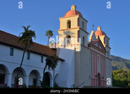 Die historische Mission wurde 1786 in Santa Barbara CA gegründet Stockfoto