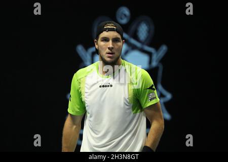 St. Petersburg, Russland. Okt. 2021. Jan-Lennard Struff aus Deutschland gesehen während des St. Petersburg Open Tennisturniers 2021 gegen Denis Shapovalov aus Kanada in der Sibur Arena.Endstand; Jan-Lennard Struff 2:0 Denis Shapovalov. (Foto von Maksim Konstantinov/SOPA Images/Sipa USA) Quelle: SIPA USA/Alamy Live News Stockfoto