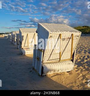 Liegen am Strand von Swinoujscie an der Ostsee Meer in Polen Stockfoto