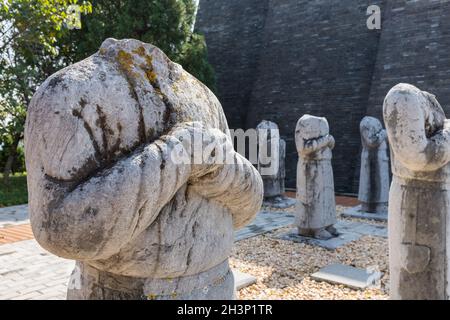 Steinstatuen ausländischer Botschafter im qianling-Mausoleum Stockfoto