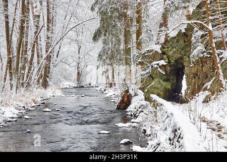 Rock durch Fernwanderweg Selketalstieg Stockfoto