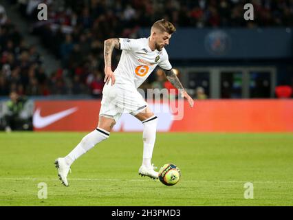 Paris, Frankreich. Okt. 2021. Xeka von Lille während der französischen Meisterschaft Ligue 1 Fußballspiel zwischen Paris Saint-Germain und LOSC Lille am 29. Oktober 2021 im Stadion Parc des Princes in Paris, Frankreich - Foto Jean Catuffe / DPPI Credit: DPPI Media/Alamy Live News Stockfoto