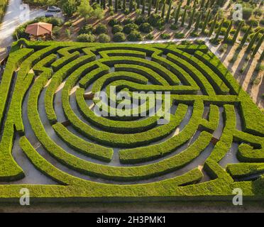 Labyrinth von Sträuchern im botanischen Park - Ayia Napa Zypern Stockfoto