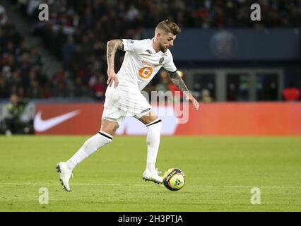 Paris, Frankreich. Okt. 2021. Xeka von Lille während der französischen Meisterschaft Ligue 1 Fußballspiel zwischen Paris Saint-Germain und LOSC Lille am 29. Oktober 2021 im Stadion Parc des Princes in Paris, Frankreich - Foto: Jean Catuffe/DPPI/LiveMedia Kredit: Unabhängige Fotoagentur/Alamy Live News Stockfoto