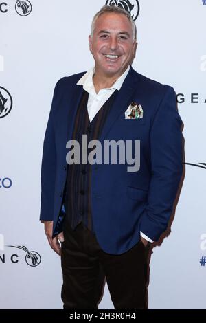 West Hollywood, Usa. Okt. 2021. WEST HOLLYWOOD, LOS ANGELES, KALIFORNIEN, USA - 29. OKTOBER: David Dubinsky kommt bei der Gala der GEANCO Foundation 2021 an, die am 29. Oktober 2021 im 1 Hotel West Hollywood in West Hollywood, Los Angeles, Kalifornien, USA, stattfand. (Foto: Xavier Collin/Image Press Agency/Sipa USA) Quelle: SIPA USA/Alamy Live News Stockfoto