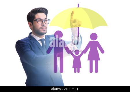 Lebensversicherungs-Konzept mit Geschäftsmann Taste drücken Stockfoto