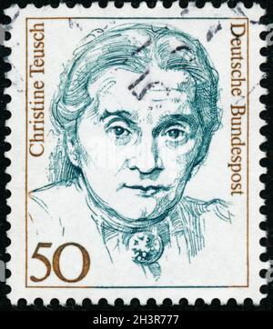 POLTAVA, UKRAINE - 30. Oktober 2021. Die in Deutschland um 1986 gedruckte Vintage-Marke zeigt Christine Teusch Stockfoto