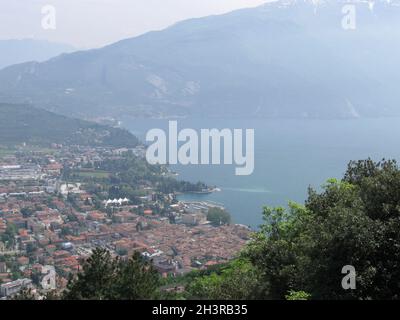 Oberhalb von Riva del Garda Stockfoto