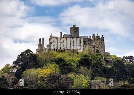 MARAZION, CORNWALL, Großbritannien - MAI 11 : Blick auf den St. Michaels Mount in der Nähe von Marazion Cornwall am 11. Mai 2021 Stockfoto