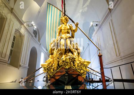 Der Bucentaur (Bucintoro). Antikes Königliches Schiff der Savoia Familie. Venaria Reale, Italien Stockfoto