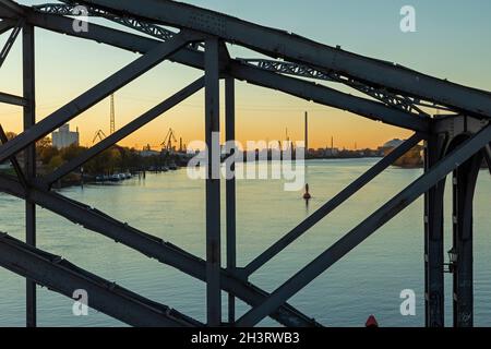 Alte Harburger Elbbrücke, Wilhelmsburg, Hamburg, Deutschland Stockfoto