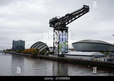 Glasgow, Großbritannien. Außenansicht der Veranstaltungsorte der 26. UN-Klimakonferenz, bekannt als COP26, in Glasgow, Großbritannien, am 30. Oktober 2021. Foto: Jeremy Sutton-Hibbert/Alamy Live News. Stockfoto