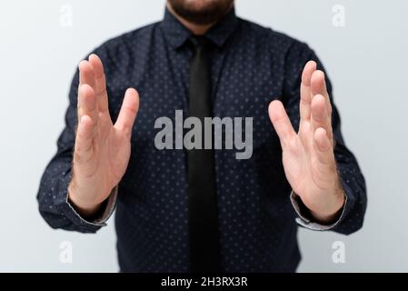 Vorstellung neuer Planideen Demonstration des Planungsprozesses Einführung neuer Designpläne Präsentation der Geschäftsidee Schulung L Stockfoto