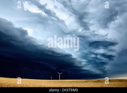 Prairie Storm Clouds Kanada Stockfoto