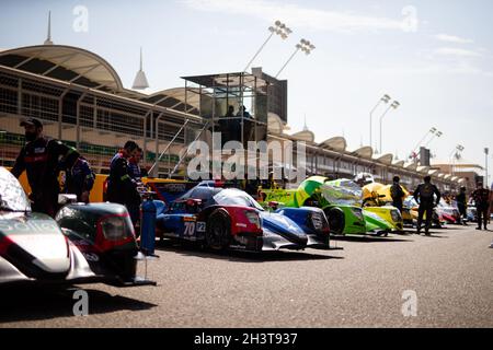 70 Garcia Esteban (che), Duval Loic (Fra), NATO Norman (Fra), Realteam Racing, Ereca 07 - Gibson, Aktion während der 6 Stunden von Bahrain, 5. Runde der FIA-Langstrecken-Weltmeisterschaft 2021, FIA WEC, auf dem Bahrain International Circuit, vom 28. Bis 30. Oktober 2021 in Sakhir, Bahrain - Foto: Joao Filipe/DPPI/LiveMedia Stockfoto