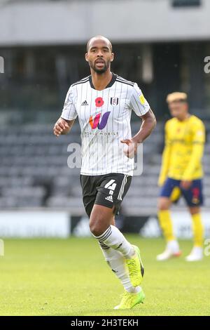 LONDON, GROSSBRITANNIEN. 30. OKTOBER Denis Odoi von Fulham während des Sky Bet Championship-Spiels zwischen Fulham und West Bromwich Albion im Craven Cottage, London, am Samstag, 30. Oktober 2021. (Kredit: Tom West | MI News) Kredit: MI Nachrichten & Sport /Alamy Live News Stockfoto