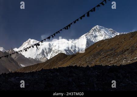 Cho Oyu (8201m) von Gokyo aus gesehen Stockfoto