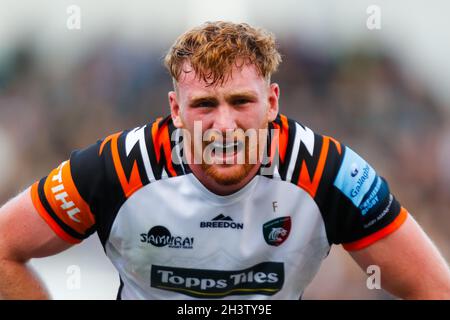 30. Oktober 2021; Cinch Stadium in Franklin Gardens, Northampton, England; Gallagher Premiership Rugby, Northampton Saints gegen Leicester Tigers; Oli Cheissum von Leicester Tigers Stockfoto