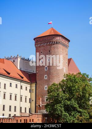 Krakau, Polen. 26. August 2019. Wawel Thief Tower in Wawel Royal Castle an einem sonnigen Sommertag. Stockfoto