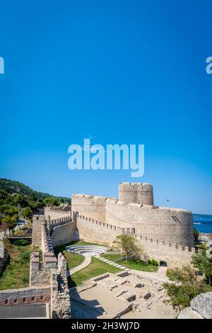 Das Schloss Kilitbahir Ist Eine Festung Auf Der Westseite Der ...