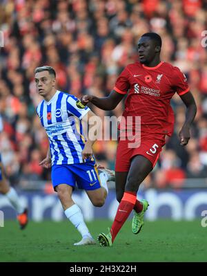 Anfield, Liverpool, Großbritannien. Oktober 2021. Premier League Football, Liverpool versus Brighton und Hove Albion; Ibrahima Konate of Liverpool Credit: Action Plus Sports/Alamy Live News Stockfoto