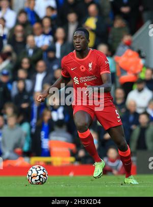 Anfield, Liverpool, Großbritannien. Oktober 2021. Premier League Football, Liverpool versus Brighton und Hove Albion; Ibrahima Konate of Liverpool Credit: Action Plus Sports/Alamy Live News Stockfoto