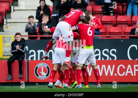 LONDON, GROSSBRITANNIEN. 30. OKTOBER Jayden Stockley von Charlton feiert nach dem Tor während des Sky Bet League 1-Spiels zwischen Charlton Athletic und Doncaster Rovers am Samstag, den 30. Oktober 2021 im The Valley, London. (Kredit: Federico Maranesi | MI Nachrichten) Kredit: MI Nachrichten & Sport /Alamy Live Nachrichten Stockfoto